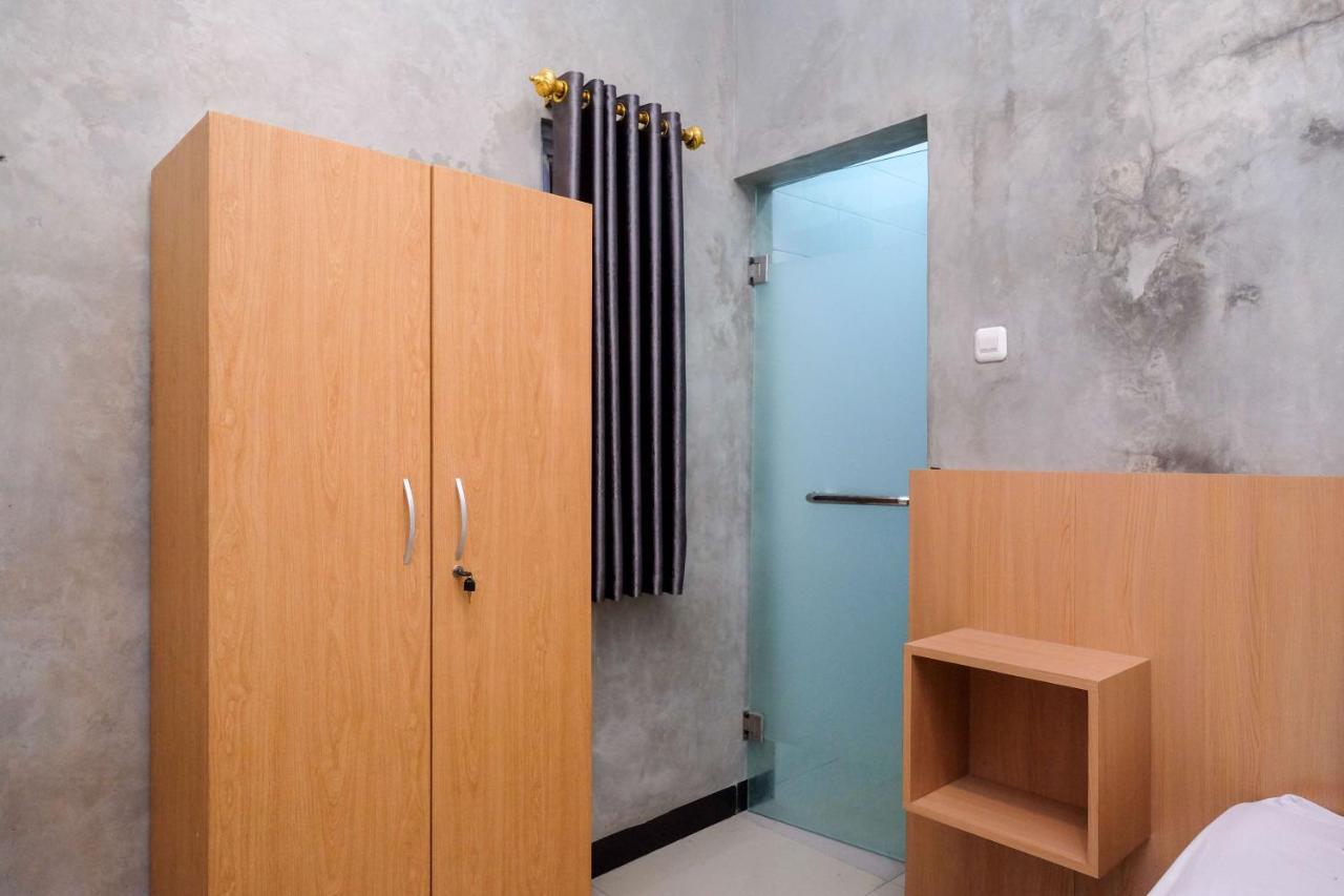 Urbanview Hotel Syariah Artamara Tegal By Reddoorz Eksteriør bilde