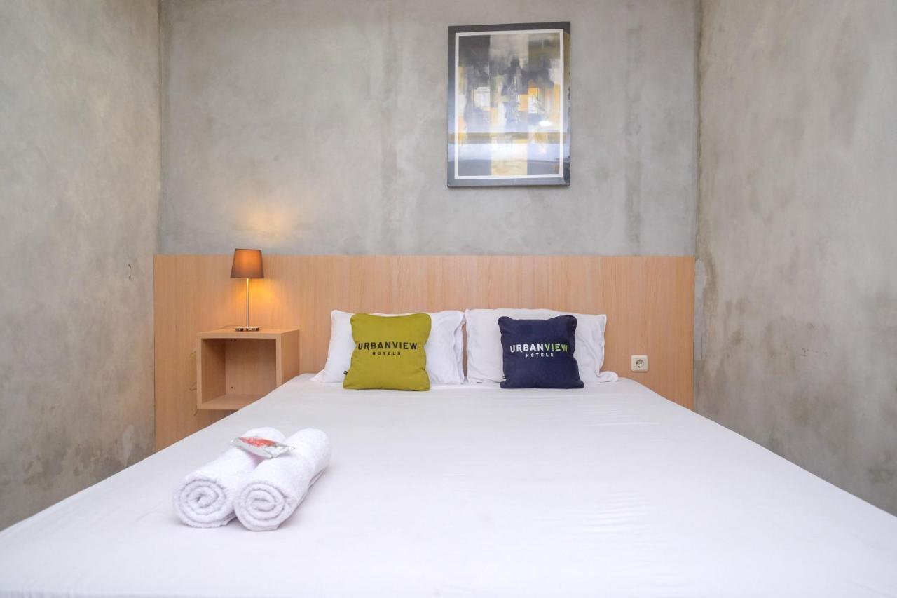 Urbanview Hotel Syariah Artamara Tegal By Reddoorz Eksteriør bilde
