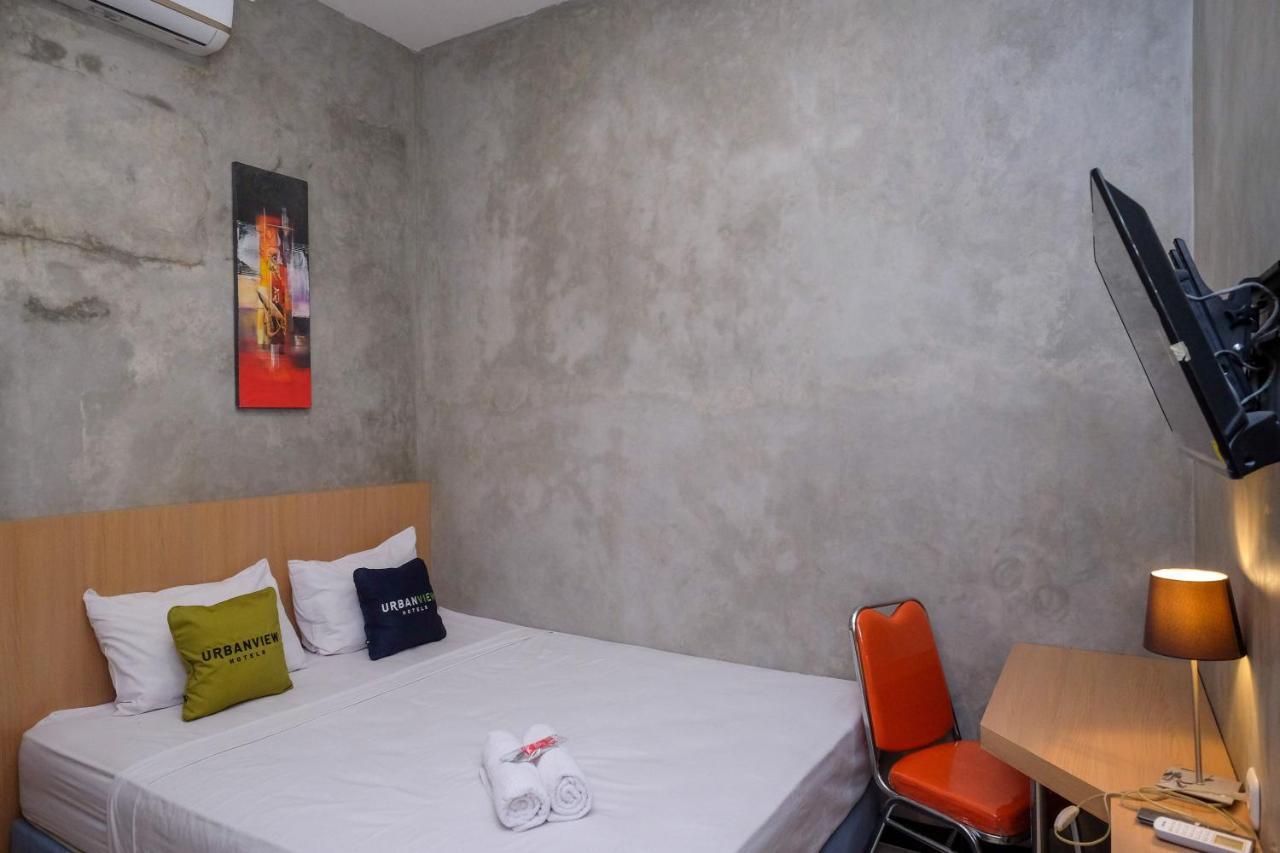 Urbanview Hotel Syariah Artamara Tegal By Reddoorz Eksteriør bilde